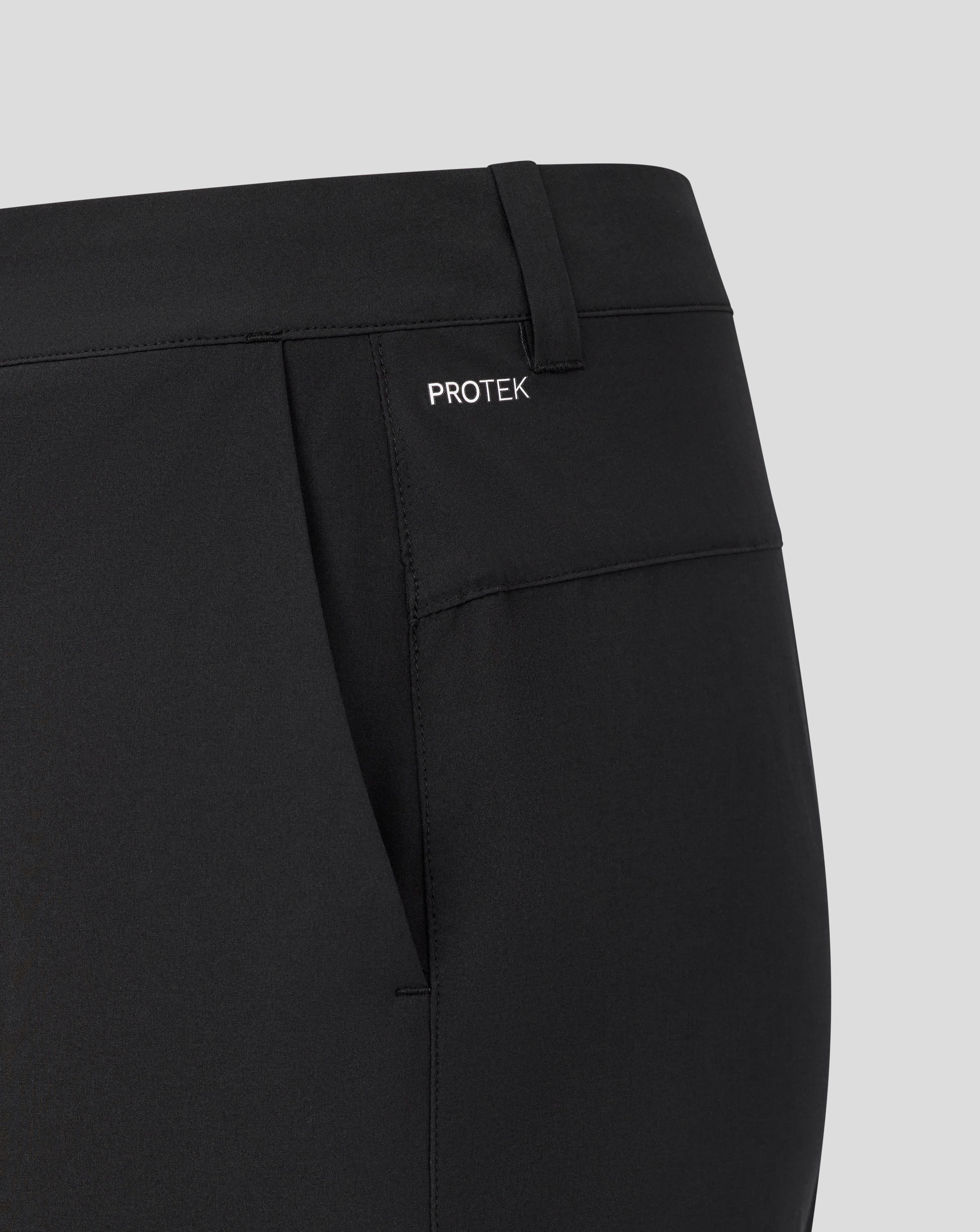 24/25 Golf Shorts - Black