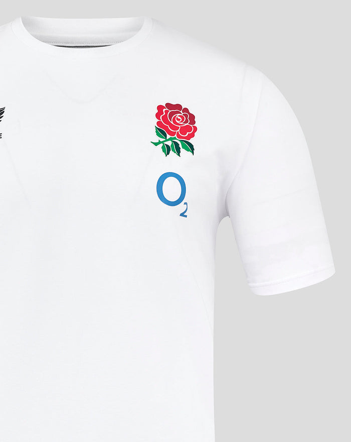 White England Rugby travel tee with a red rose crest on the left chest and a blue O2 sponsor logo on the right chest.